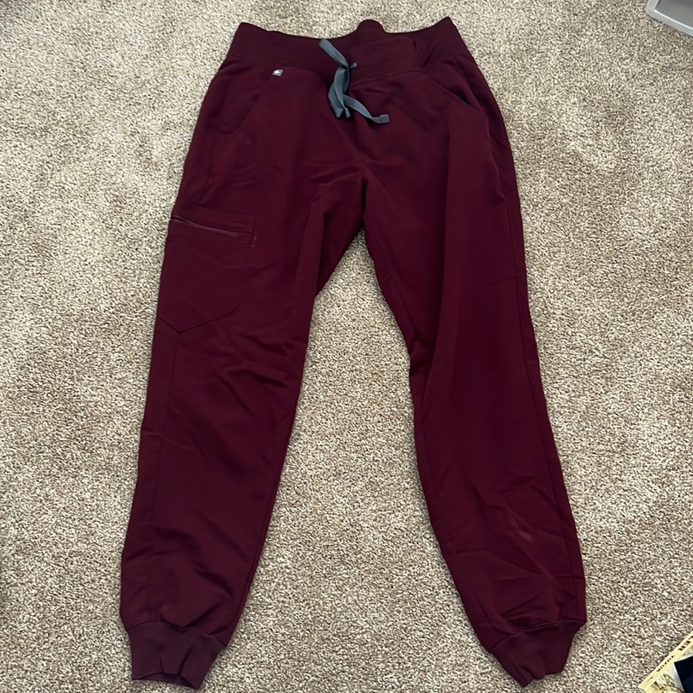 Figs scrub pants , jogger style